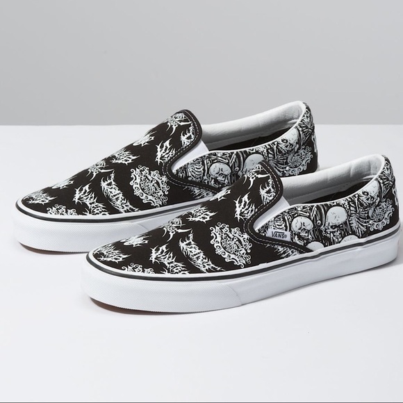 skull slip ons